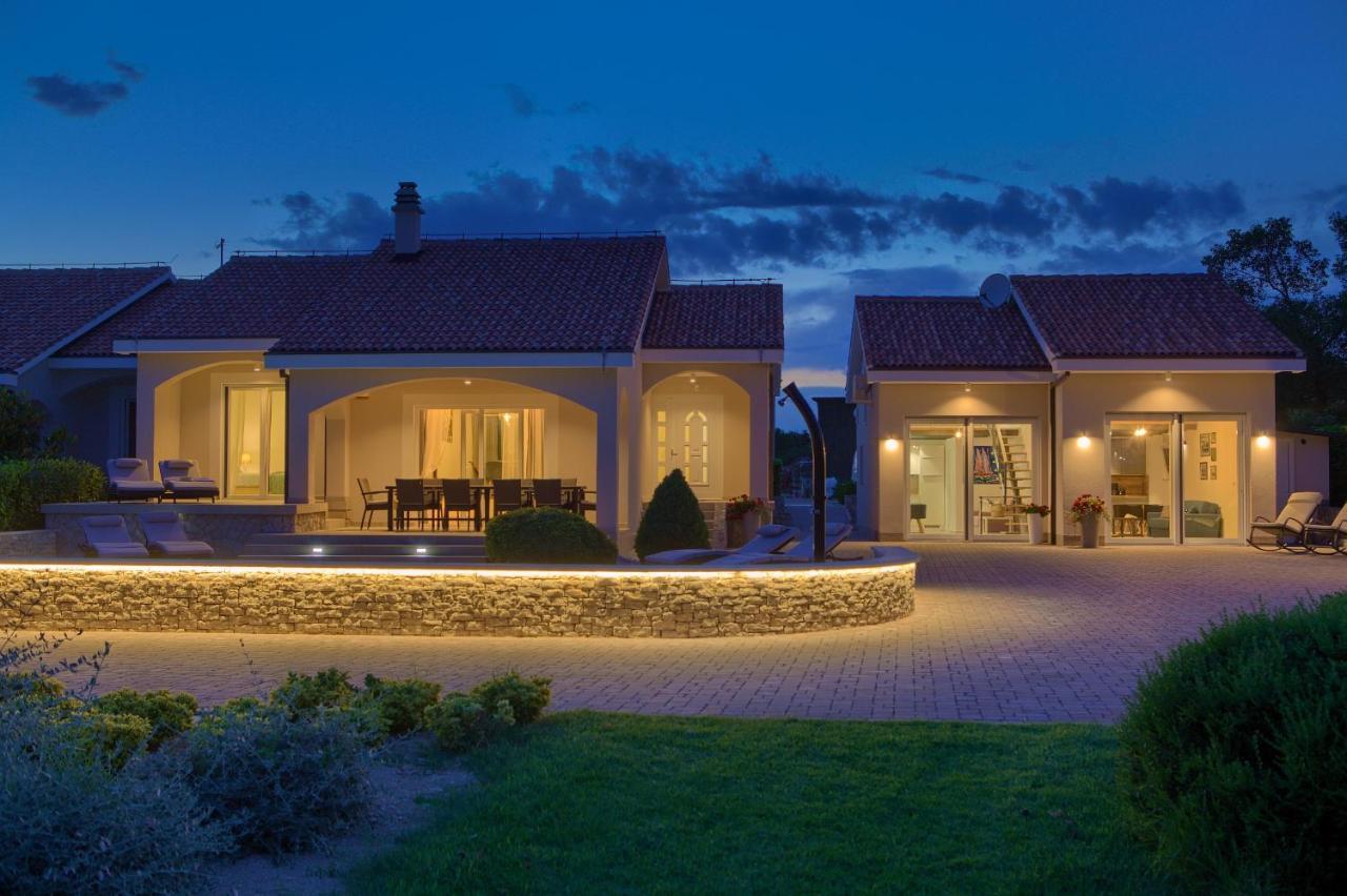 Villa Gardena Vrh  Ngoại thất bức ảnh