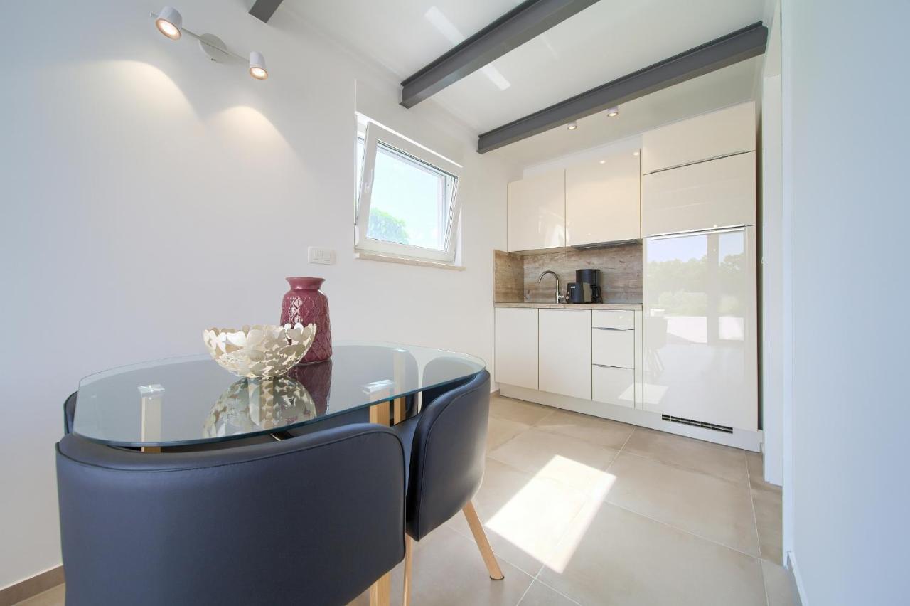 Villa Gardena Vrh  Ngoại thất bức ảnh