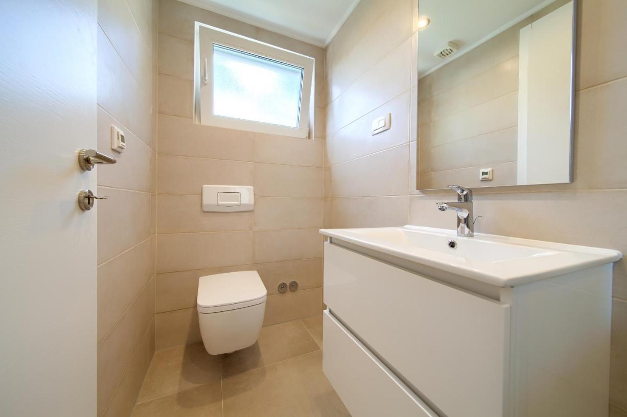 Villa Gardena Vrh  Ngoại thất bức ảnh
