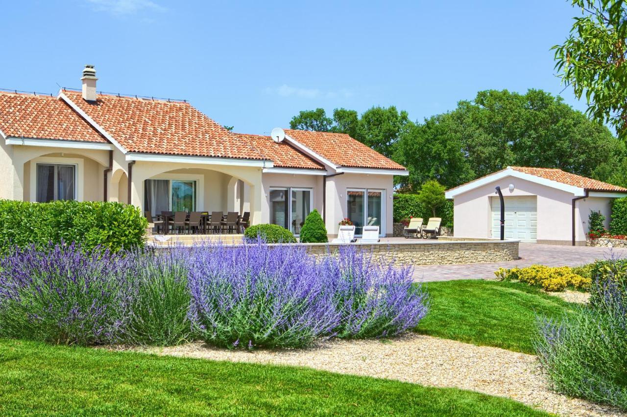 Villa Gardena Vrh  Ngoại thất bức ảnh