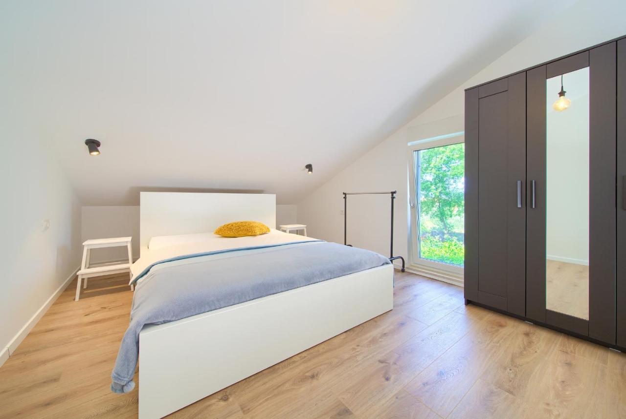 Villa Gardena Vrh  Ngoại thất bức ảnh