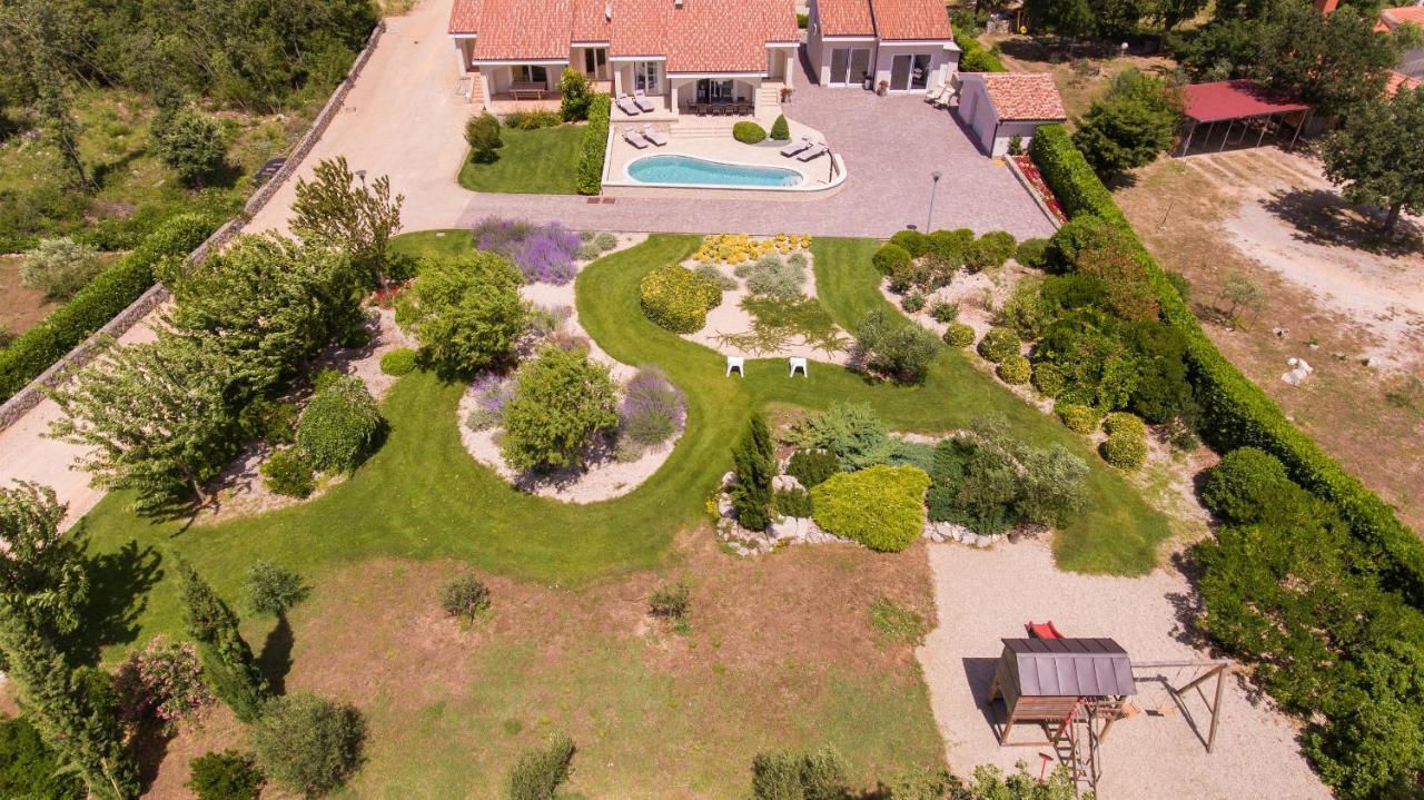 Villa Gardena Vrh  Ngoại thất bức ảnh